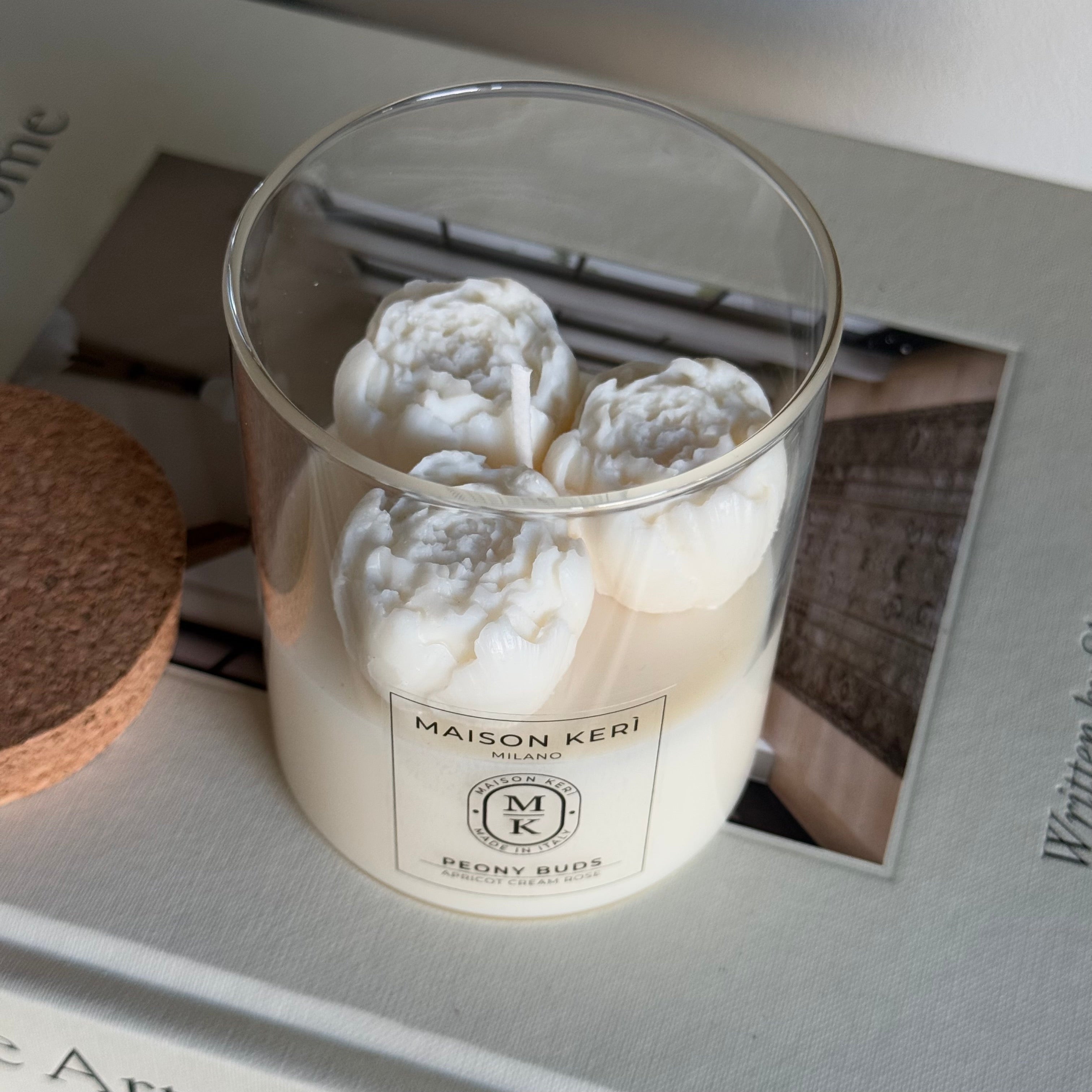 Peony buds - Candela profumata 230 gr