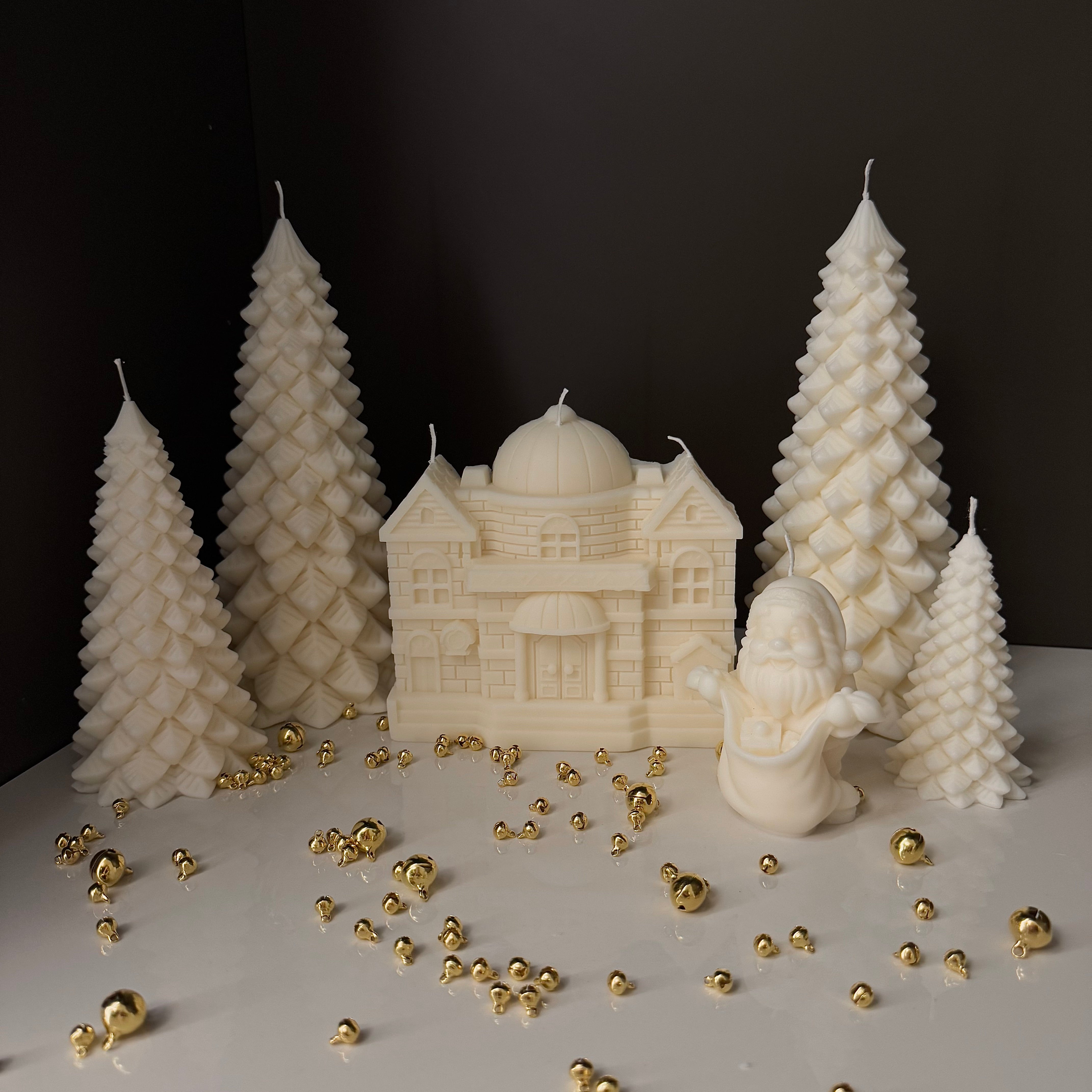 Winter Palace - Candela Scultorea