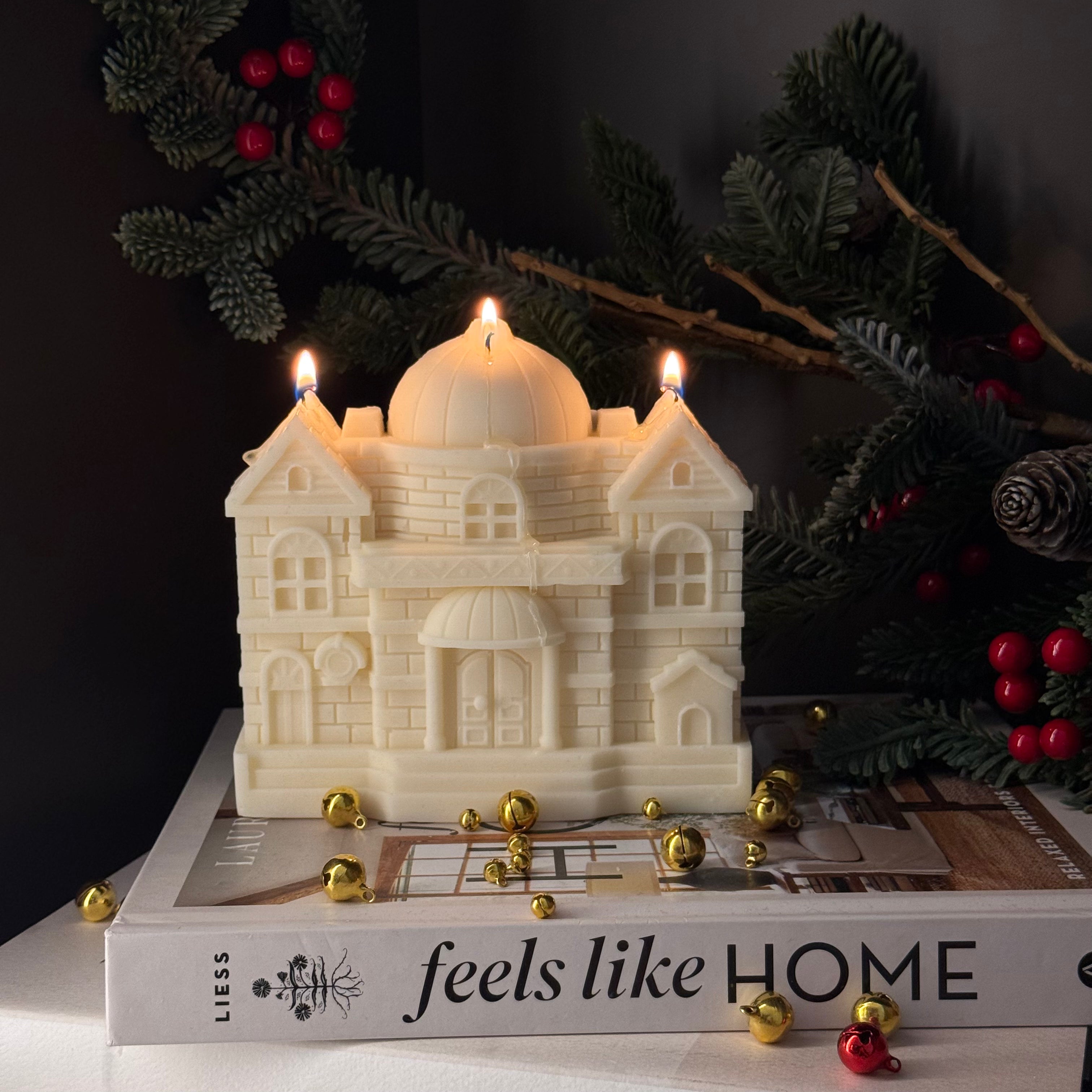 Winter Palace - Candela Scultorea