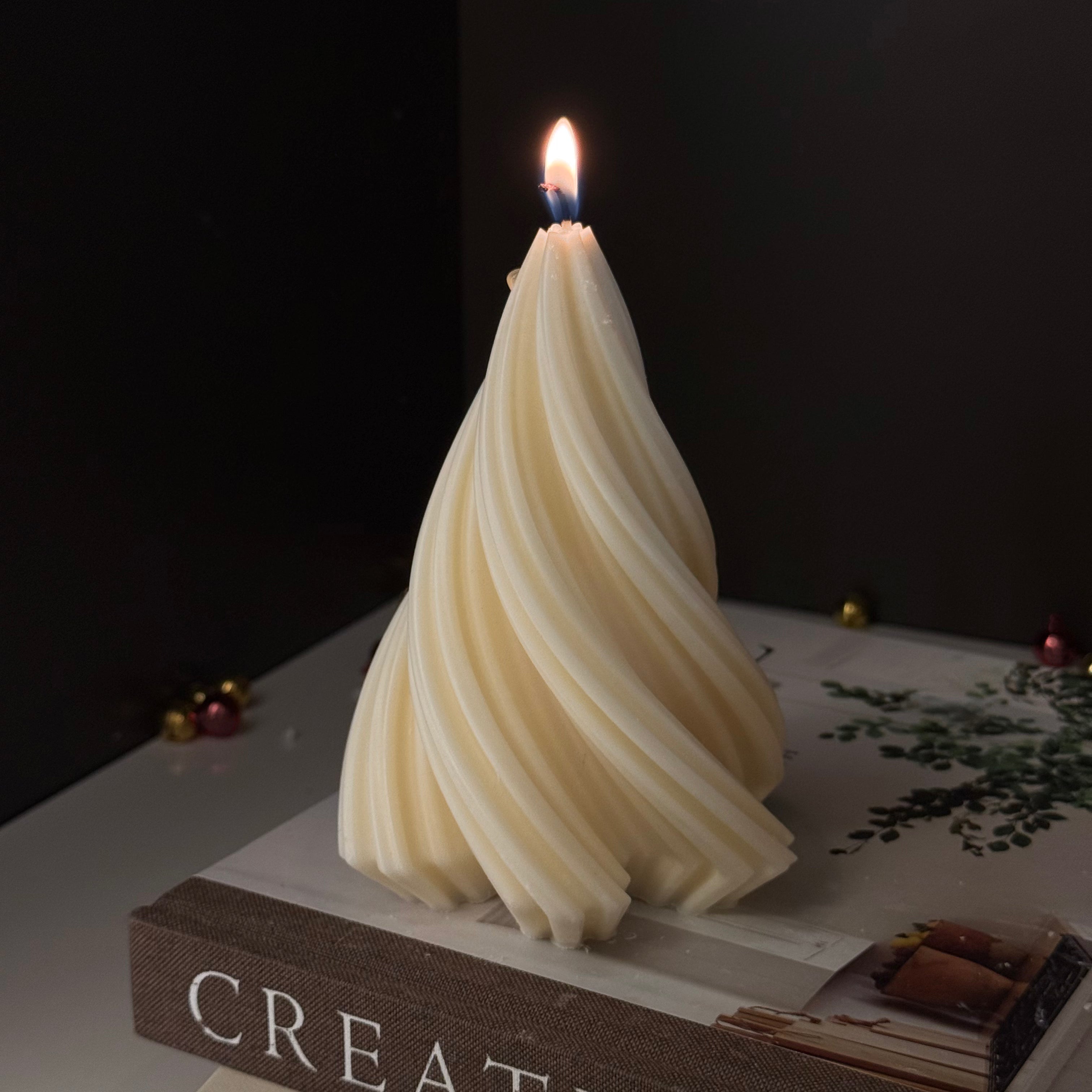 Helix Pine - Candela Scultorea